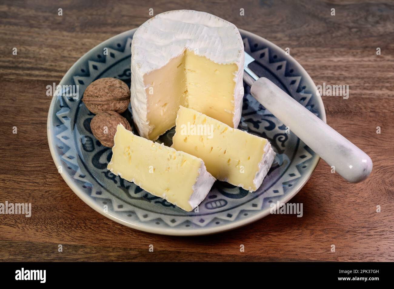 Belga stampo bianco soft formaggio di latte di vacca Bouquet des Moines dall'Abbazia del Val-Dieu close up Foto Stock