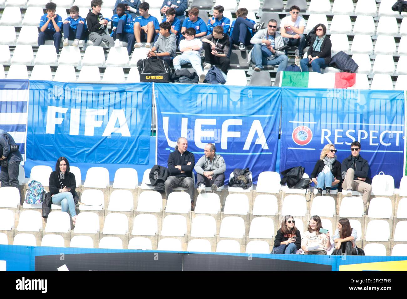 Nel corso del Campionato europeo Donne U19 2023, Round 2, partita di calcio tra, Grece U19 Donne e Italia U19 Donne, il 05 aprile 2023, allo Stadio ‘’Silvio Piola, Vrcelli, Italia. Foto Nderim Kaceli Foto Stock
