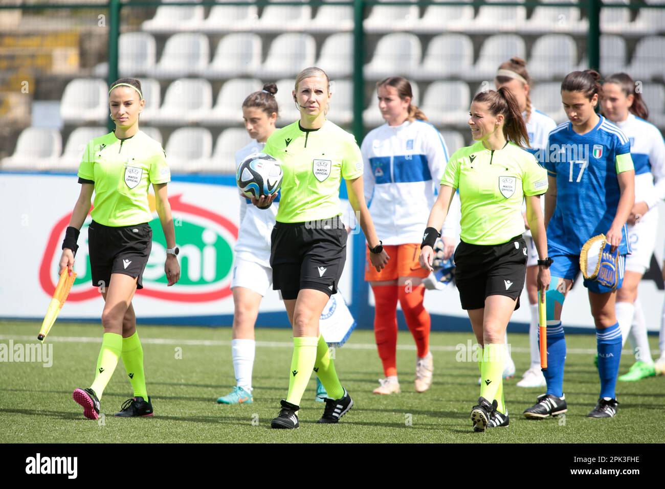 Nel corso del Campionato europeo Donne U19 2023, Round 2, partita di calcio tra, Grece U19 Donne e Italia U19 Donne, il 05 aprile 2023, allo Stadio ‘’Silvio Piola, Vrcelli, Italia. Foto Nderim Kaceli Foto Stock