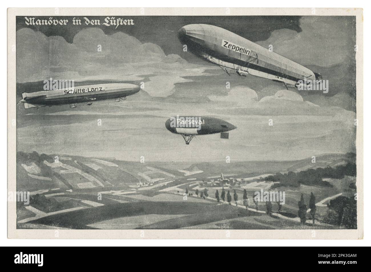 Cartolina storica tedesca: Manovre della flotta aerea. Dirigibili sui campi. Zeppelin, Parseval, Schutte-Lanz. Germania. Impero tedesco. 1914-1918 Foto Stock