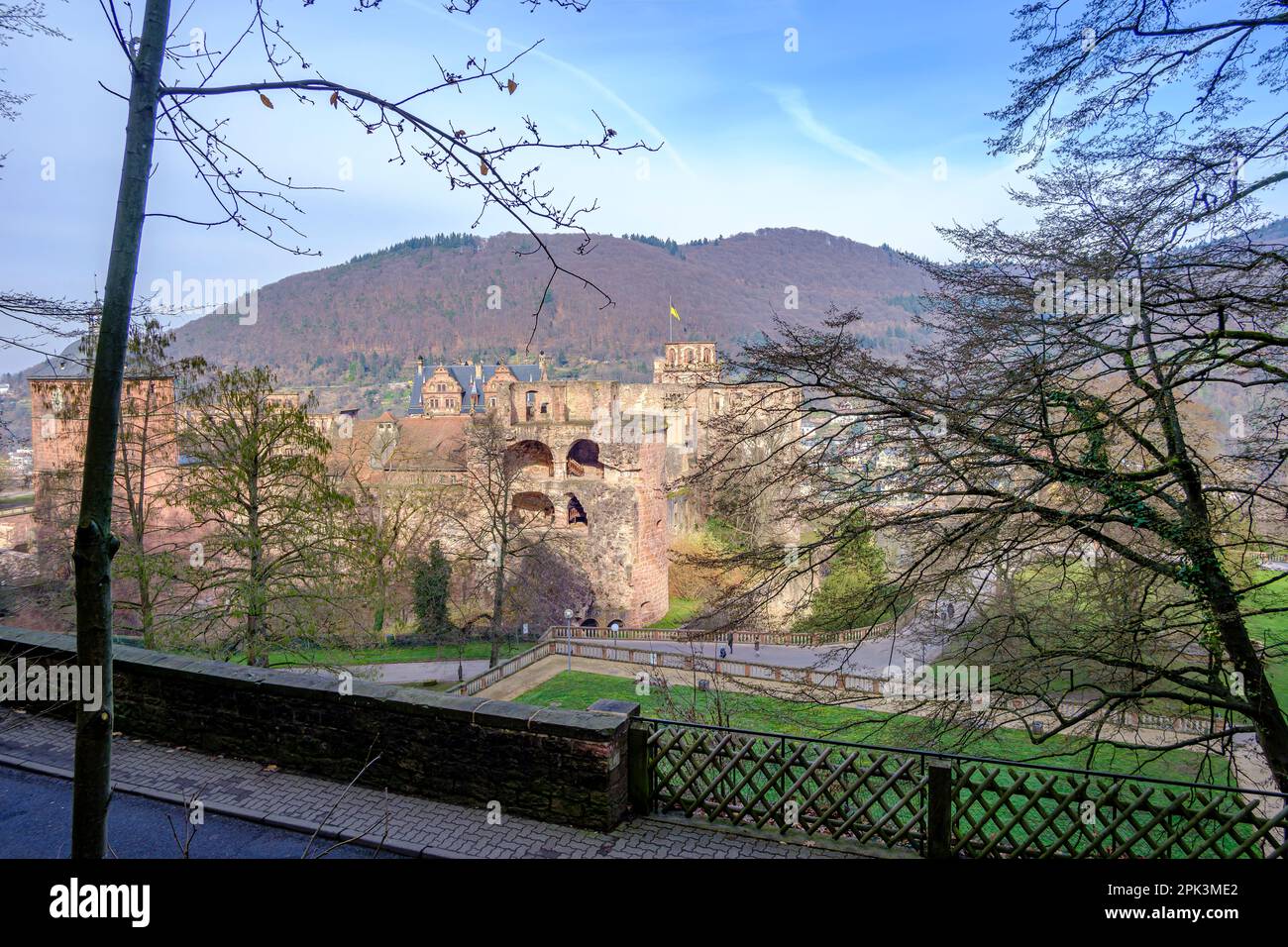 Heidelberg Castello e giardino visto da sud, Heidelberg, Baden-Wurttemberg, Germania, Europa. Foto Stock