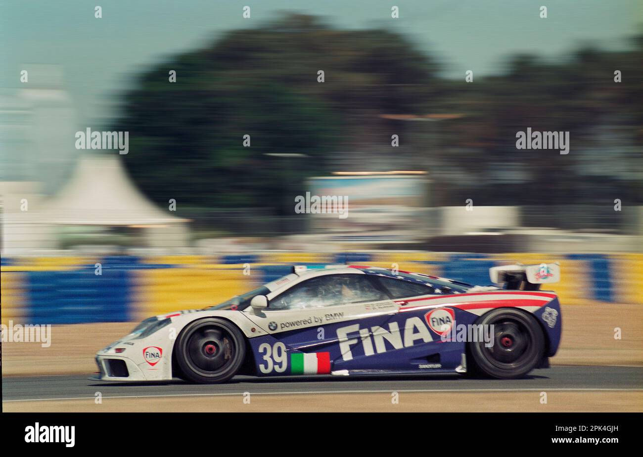 24 heures du Mans 1996 - McLaren F1 GTR - guidato da: Johnny Cecotto (YV)/Danny Sullivan (USA)/Nelson Piquet (BR) Foto Stock