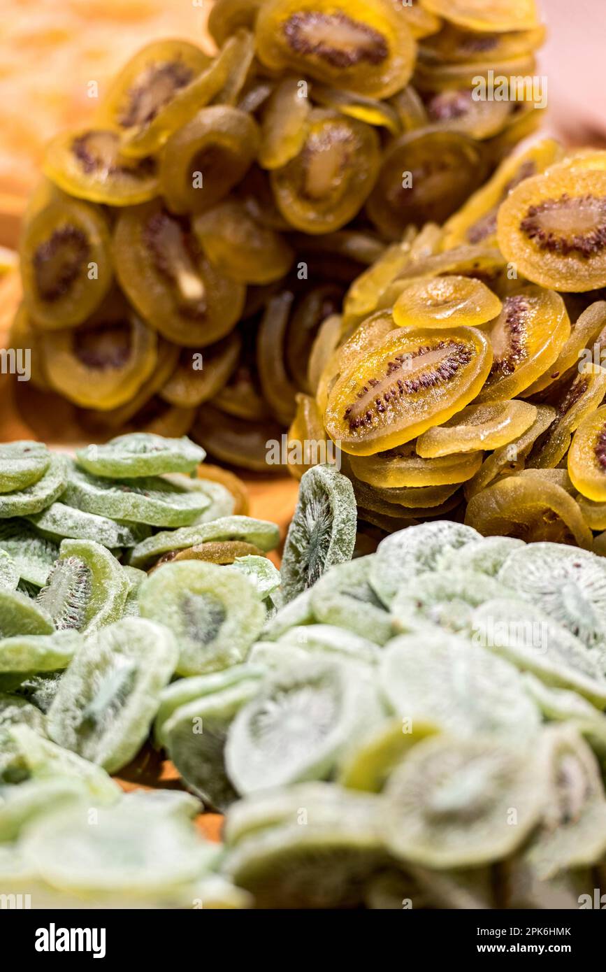 Kiwi essiccato, liofilizzato, frutta, frutta secca a fette, ripieno formato, Contesto, Germania Foto Stock
