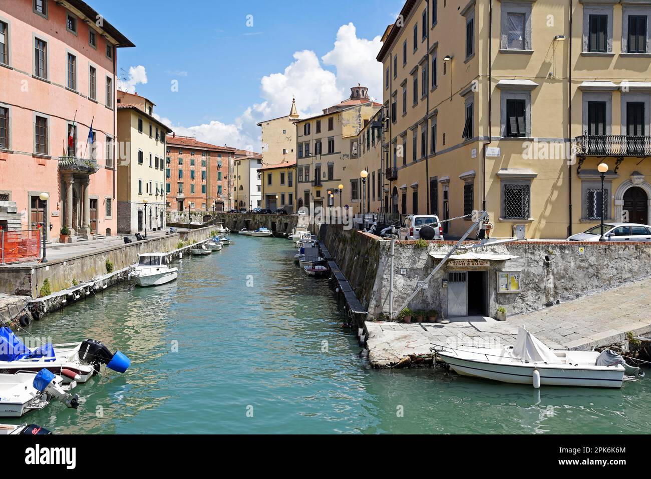 Canale, barche, Venezia Nuova, quartiere, centro storico, Livorno, Toscana, Italia Foto Stock