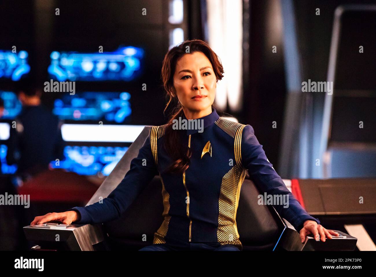 MICHELLE YEOH in STAR TREK: DISCOVERY (2017), diretto da ALEX KURTZMAN e BRYAN FULLER. Credit: CBS Television Studios, Living Dead Guy Productions, Rodden / Album Foto Stock
