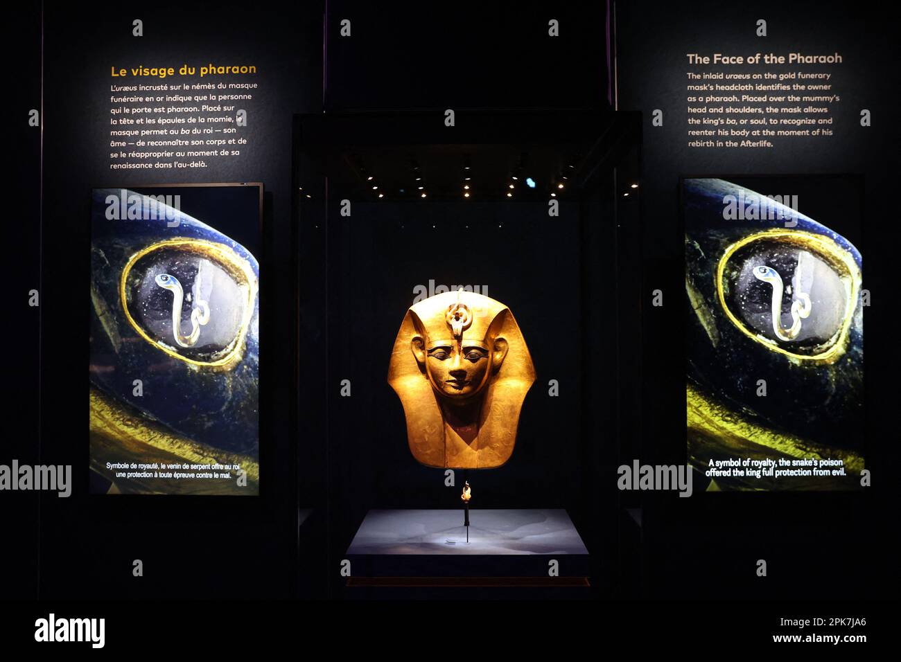 Parigi (Francia), 6 aprile 2023, la mostra “Ramses il Grande e l’Oro dei Faraoni” alla Grande Halle de la Villette di Parigi (Francia), il 6 aprile 2023, aprirà dal 7 aprile al 6 settembre. Saranno esposte circa 180 opere eccezionali, tra cui il famoso Tesoro di Tanis e la collana d'oro di Psusenes i, o il sarcofago del faraone Ramses II Foto di Jerome Domine/ABACAPRESS.COM Credit: Abaca Press/Alamy Live News Foto Stock