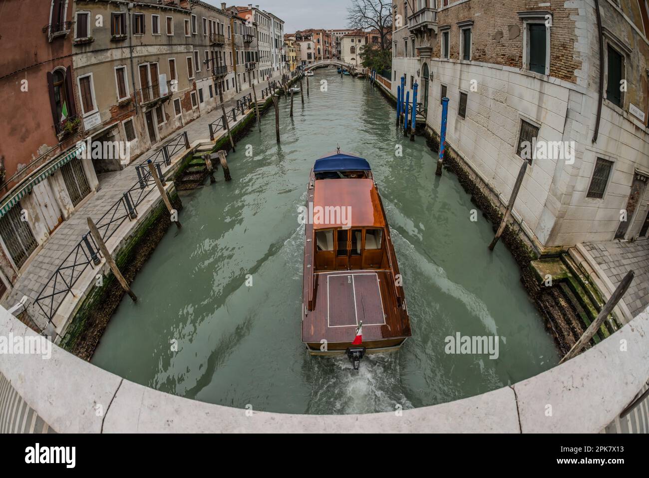 Taxi d'acqua veneziano, Venezia, Italia. Foto Stock