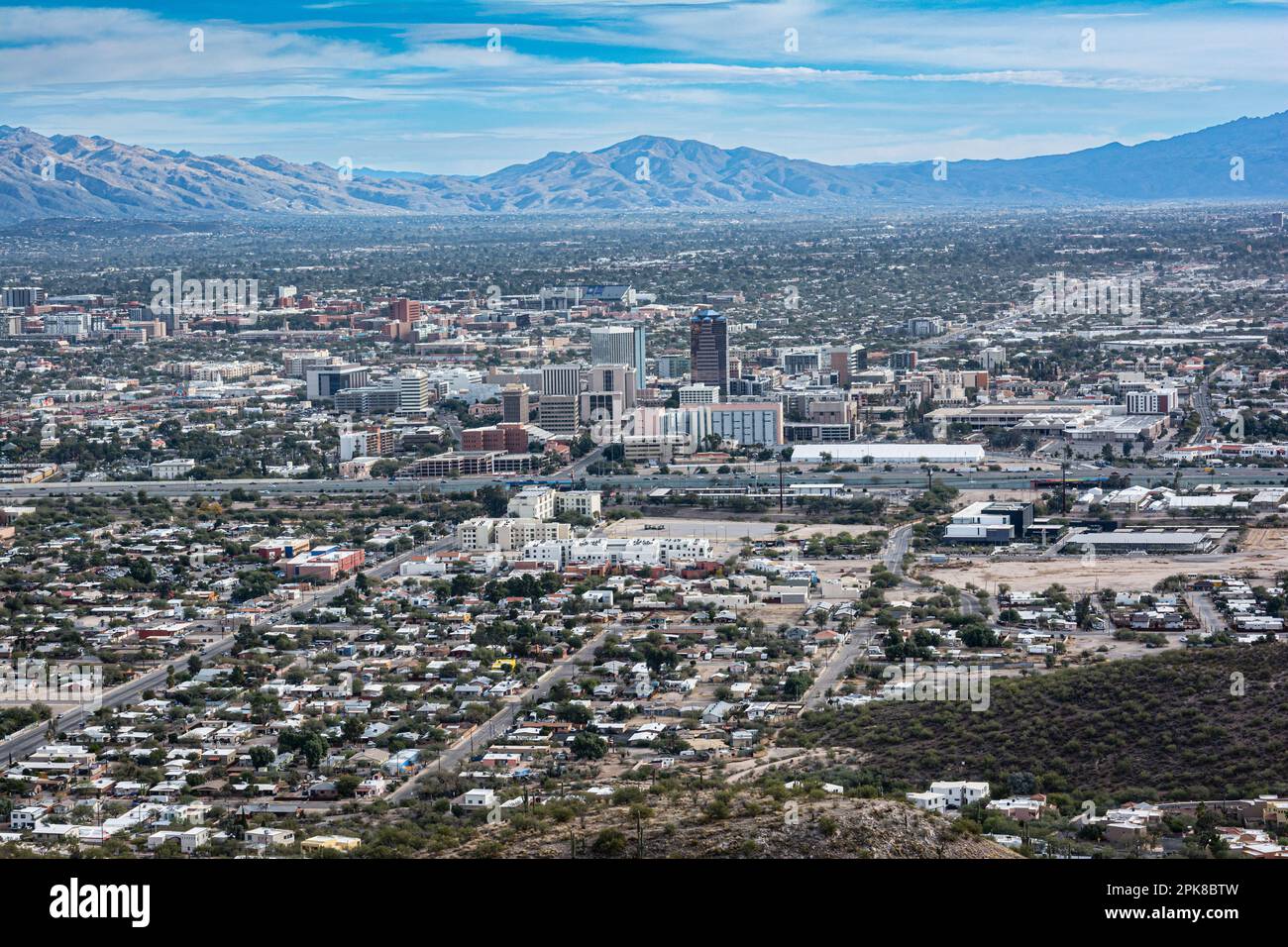 Vista di Tucson dall'alto a Tumamoc Hill, Arizona Foto Stock
