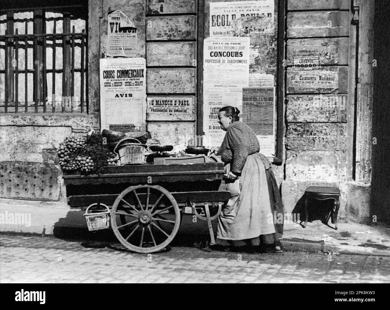 Mercante delle quattro stagioni a Parigi nel 1906 Foto Stock