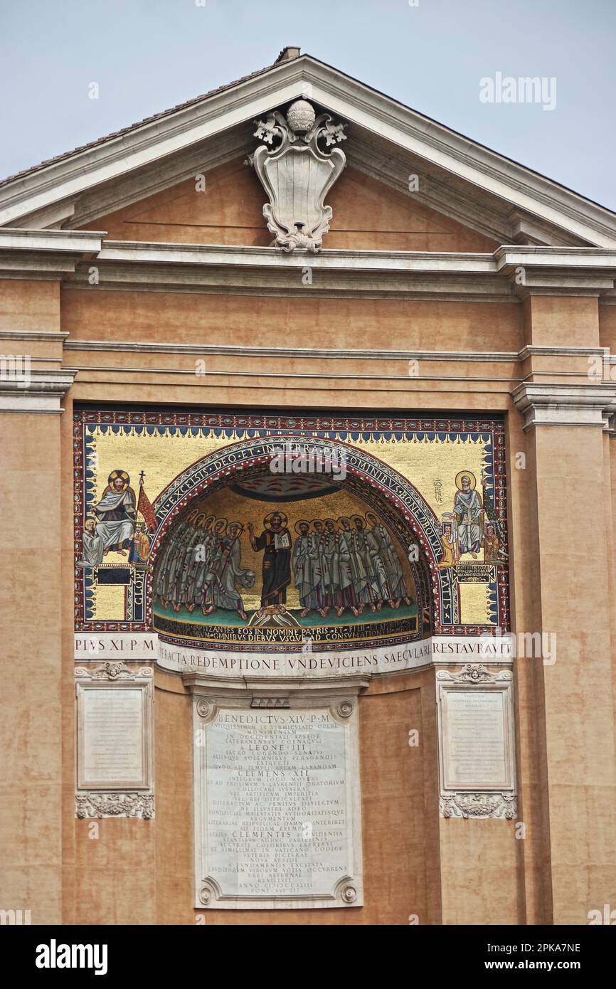L'Arcibasilica di San Giovanni in Laterano a Roma, Italia Foto Stock