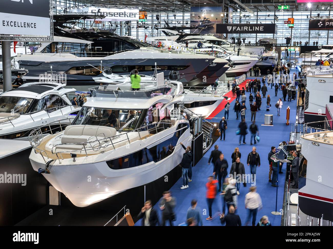 26.01.2023, Germania, Renania settentrionale-Vestfalia, Duesseldorf - Barche di lusso al boot Duesseldorf fiera. 00X230126D006CAROEX.JPG [VERSIONE DEL MODELLO: N Foto Stock