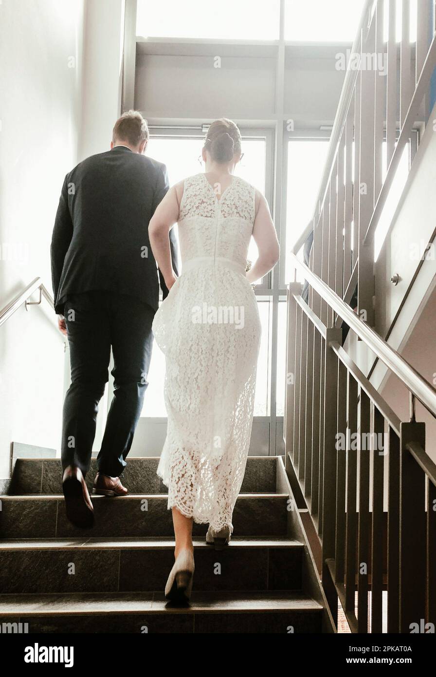 Matrimonio, sposa e sposo, ufficio di registro, Amburgo, Germania Foto Stock