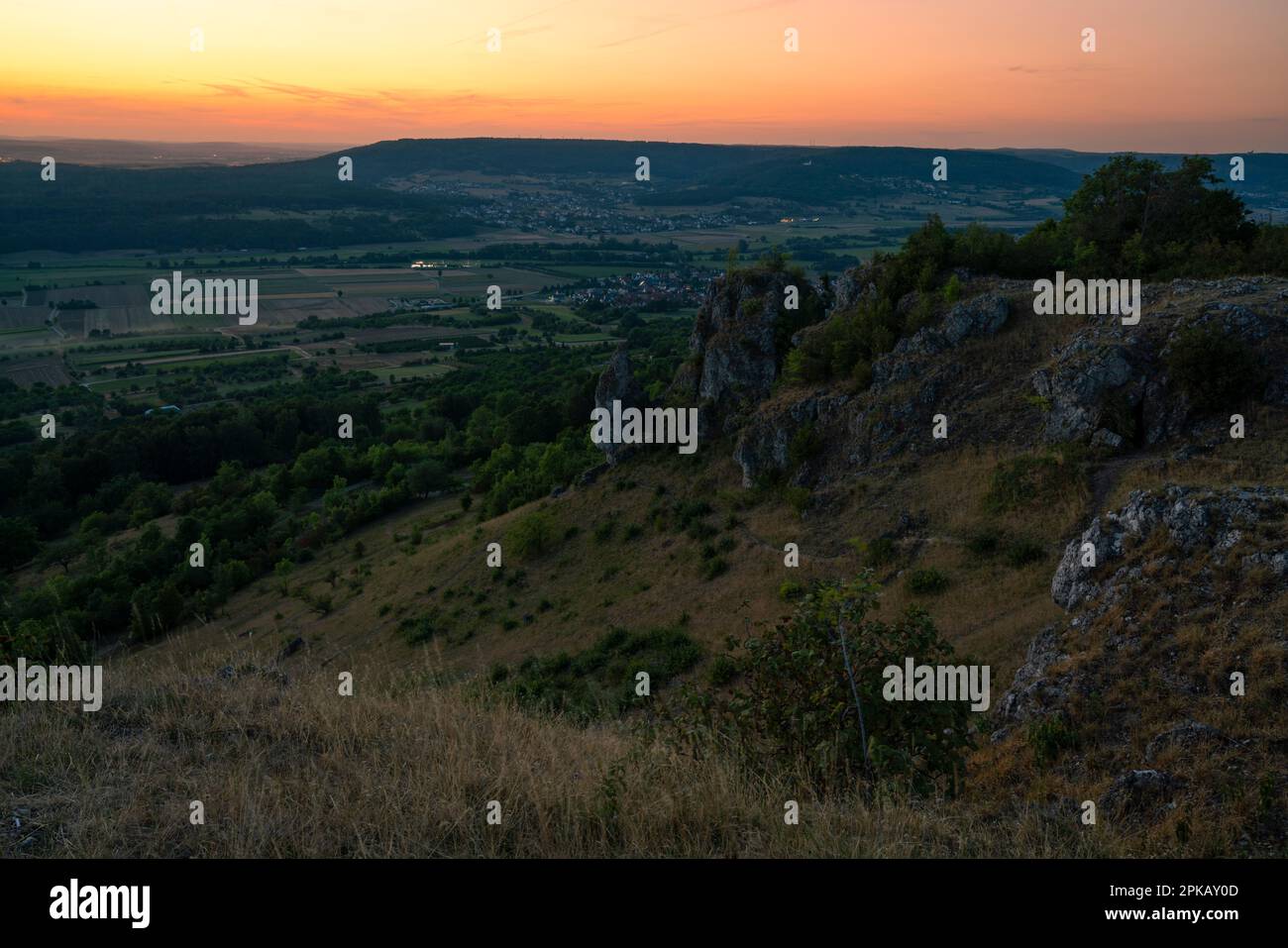 Rocce dolomitiche al monte Ehrenbürg o alla Walberla, Parco Naturale della Svizzera Franconia, Contea di Forchheim, alta Franconia, Franconia, Baviera, Germania Foto Stock