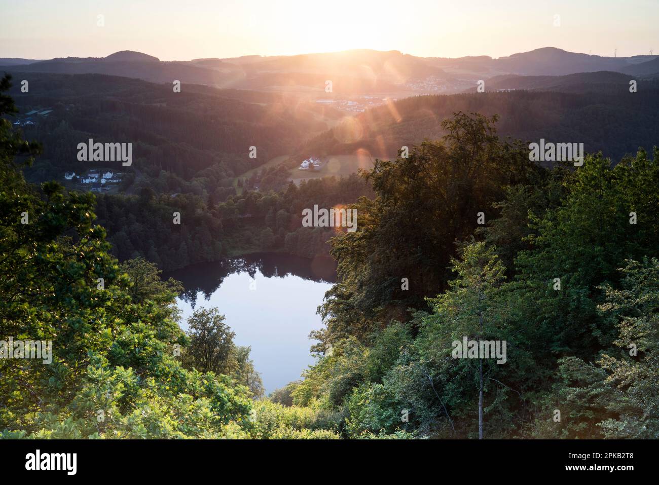 Estate nell'Eifel vulcanico, Germania Foto Stock