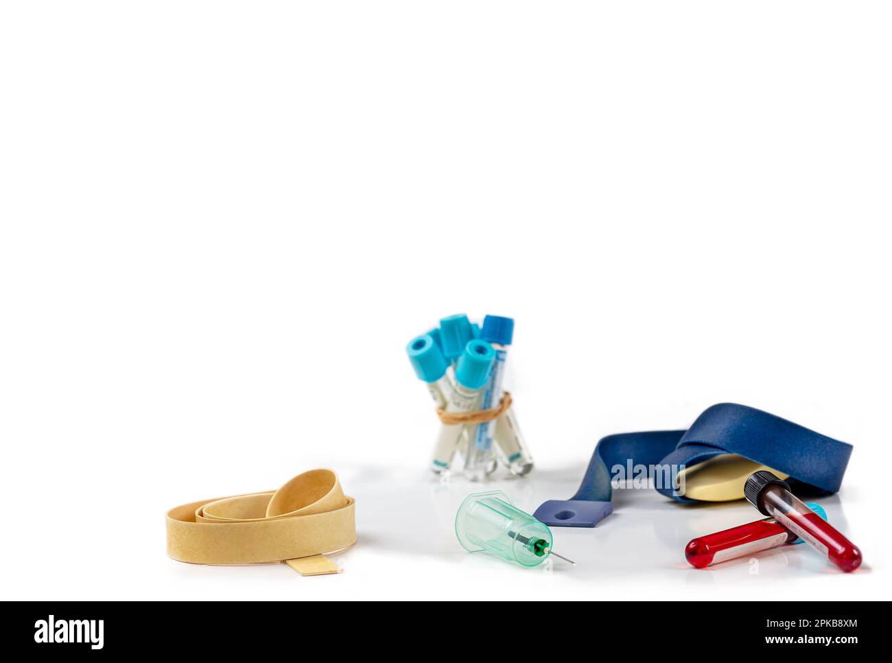 Panoramica delle apparecchiature utilizzate per esami del sangue e analisi mediche. Foto Stock