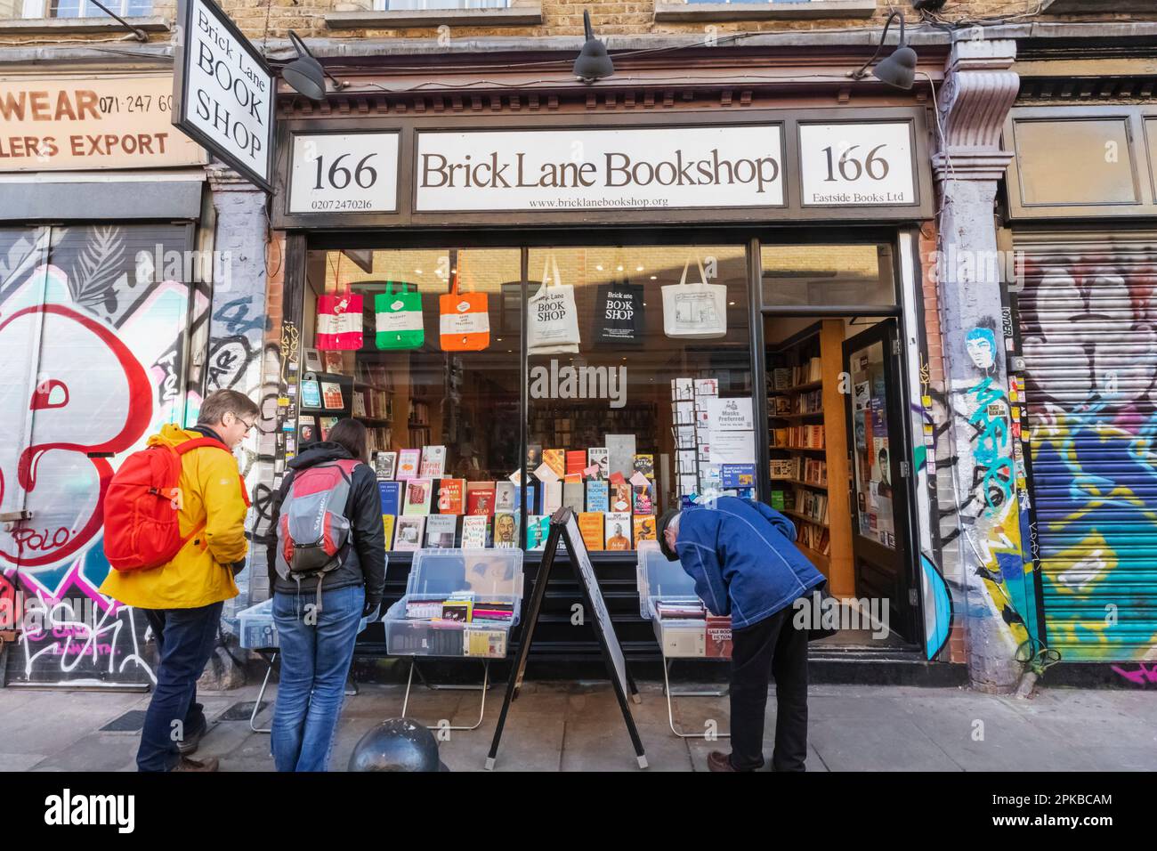 Inghilterra, Londra, Spitalfields, Brick Lane, Bookshop Foto Stock