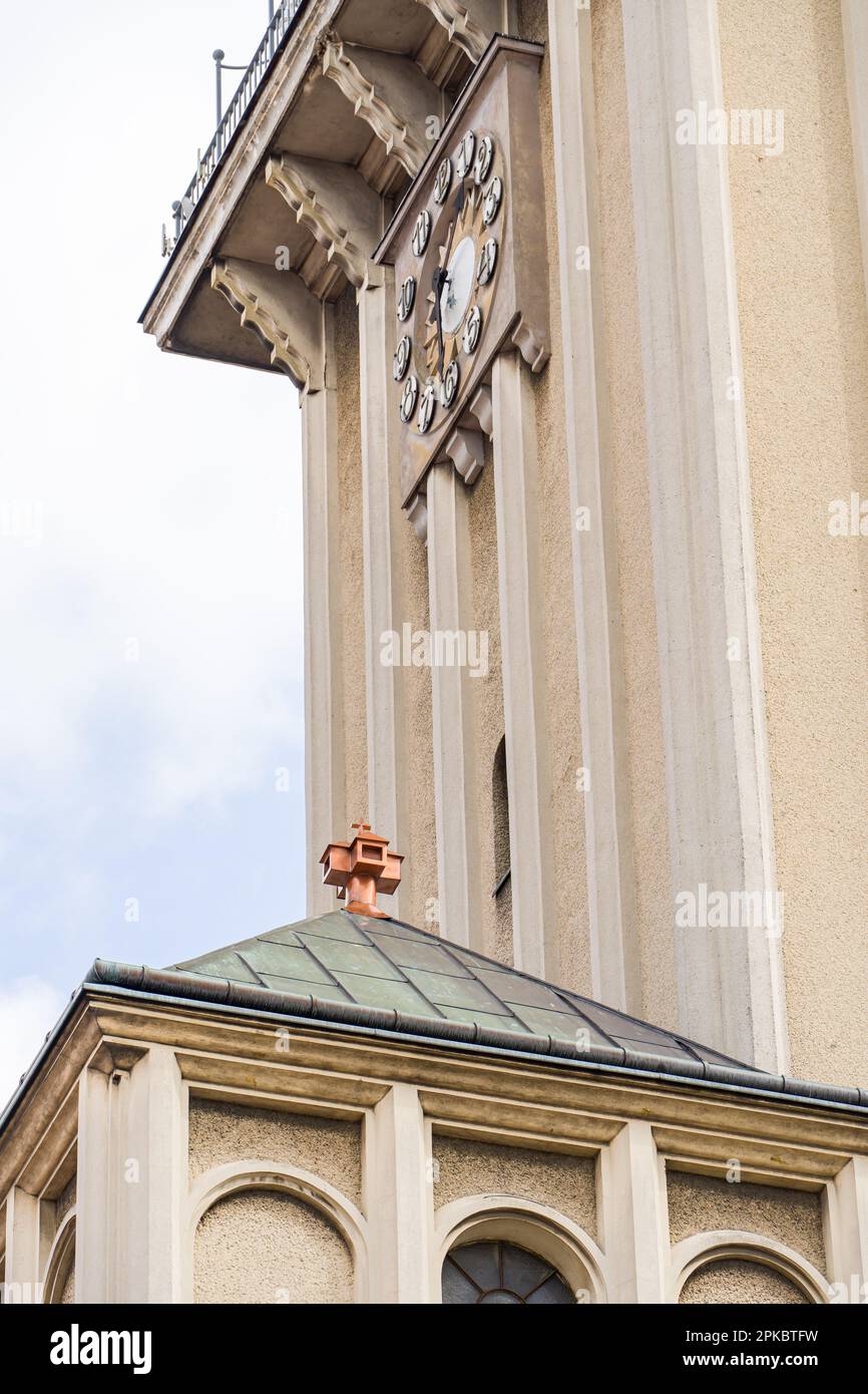Chiesa, Cattedrale di San Nicola a Bielsko-Biała, particolare sul tetto Foto Stock