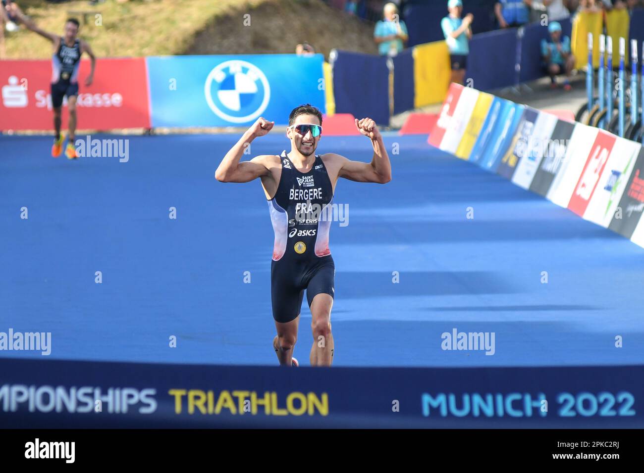Leo Bergere (Francia, Medaglia d'oro), Triathlon uomini. Campionato europeo di Monaco 2022 Foto Stock