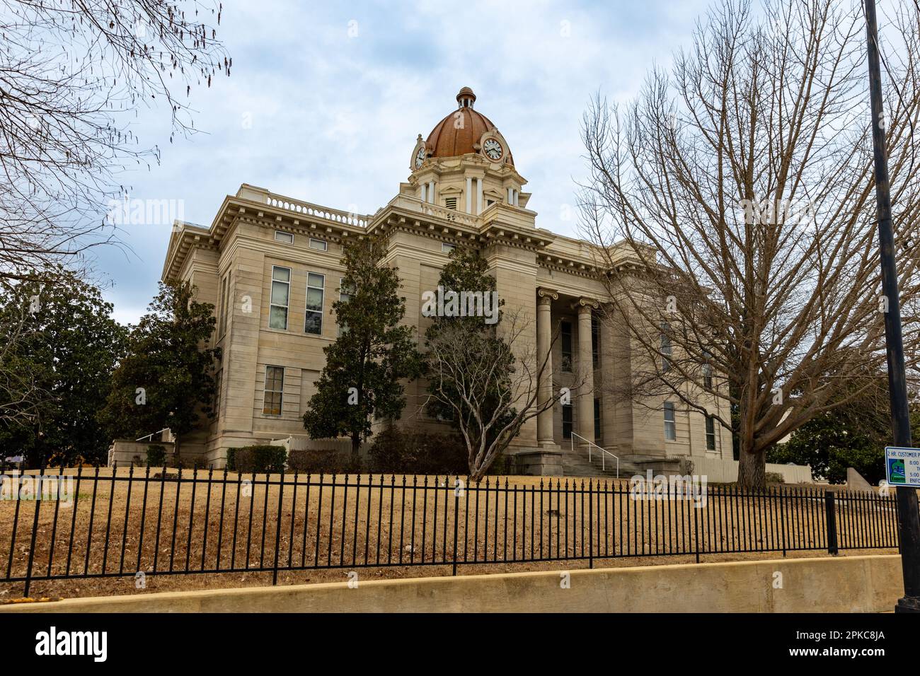 Tupelo, MS - Gennaio 2023: Lee County Courthouse a Tupelo, Mississippi Foto Stock