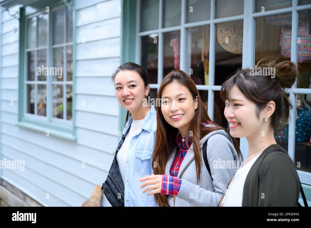 3 donne che viaggiano per donne Foto Stock