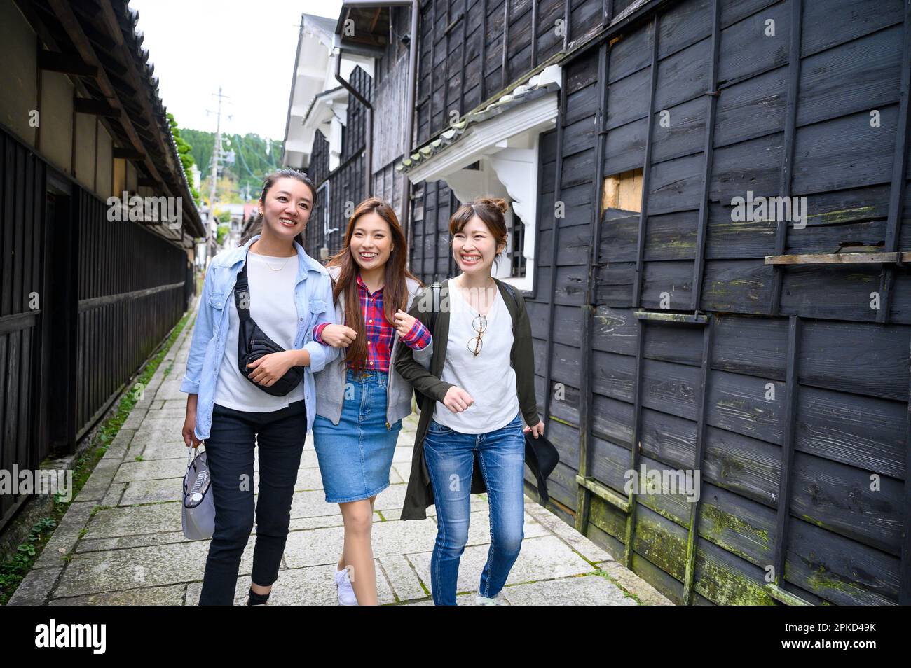 3 donne che viaggiano per donne Foto Stock