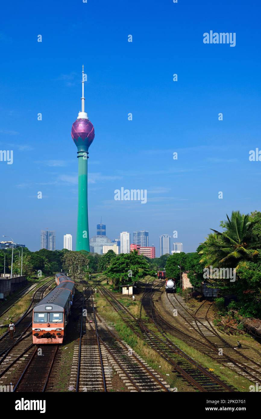 La Torre del Loto, Nelum Kuluna, è il nuovo punto di riferimento della città, Colombo, Sri Lanka Foto Stock