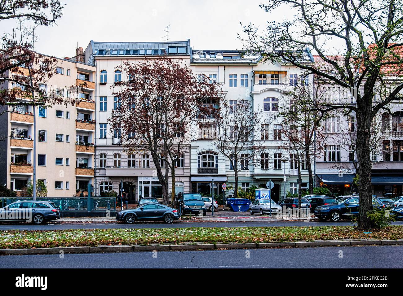 Edifici storici di appartamenti, Friedrich Wilhelm Platz, Tempelhof-Schöneberg, Berlino Foto Stock