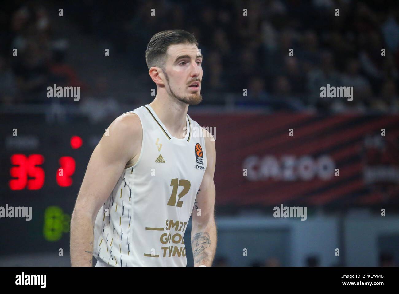 Vitoria-Gasteiz, Euskadi, Spagna. 6th Apr, 2023. Vitoria-Gasteiz, Spagna, 06th aprile, 2023: Il giocatore di LDLC ASVEL Villeurbanne, Nando de Colo durante il 33rd° giorno del campionato regolare della Turkish Airlines Eurolega 2022-23 tra Cazoo Baskonia Vitoria-Gasteiz e LDLC ASVEL Villeurbanne, il 6 aprile 2023, presso la Buesa Arena di Vitoria, Spagna. (Credit Image: © Alberto Brevers/Pacific Press via ZUMA Press Wire) SOLO PER USO EDITORIALE! Non per USO commerciale! Foto Stock