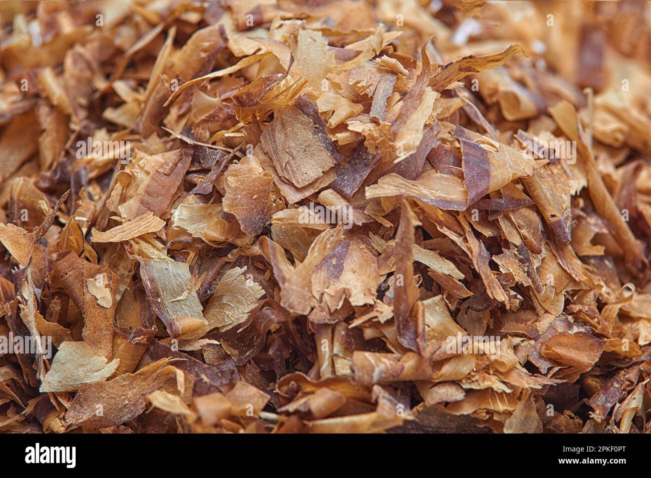 Pila di Katsuobushi (fiocchi di bonito secchi) primo piano Foto Stock