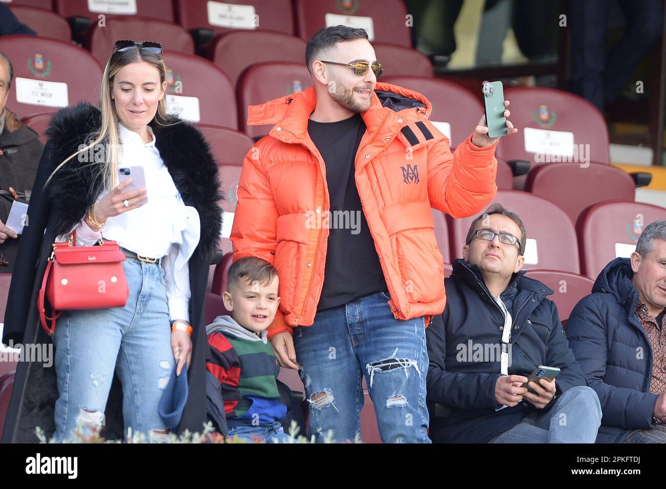 Salerno, Italia. 07th Apr, 2023. Il cantante Rocco Hunt durante la Serie Una partita tra US Salernitana 1919 vs FC Inter allo Stadio Arechi (Photo by Danilo Gemito/LiveMedia/LiveMedia/Sipa USA) Credit: Sipa US/Alamy Live News Foto Stock
