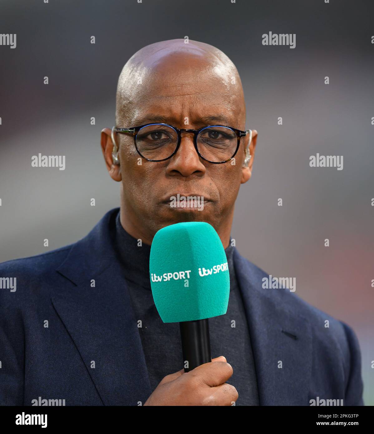 06 Apr 2023 - Inghilterra / Brasile - Finalissima femminile - Wembley Stadium TV calcio pundit ed ex giocatore Ian Wright durante l'UEFA Finalissima femminile 2023 a Wembley Picture : Mark Pain / Alamy Live News Foto Stock