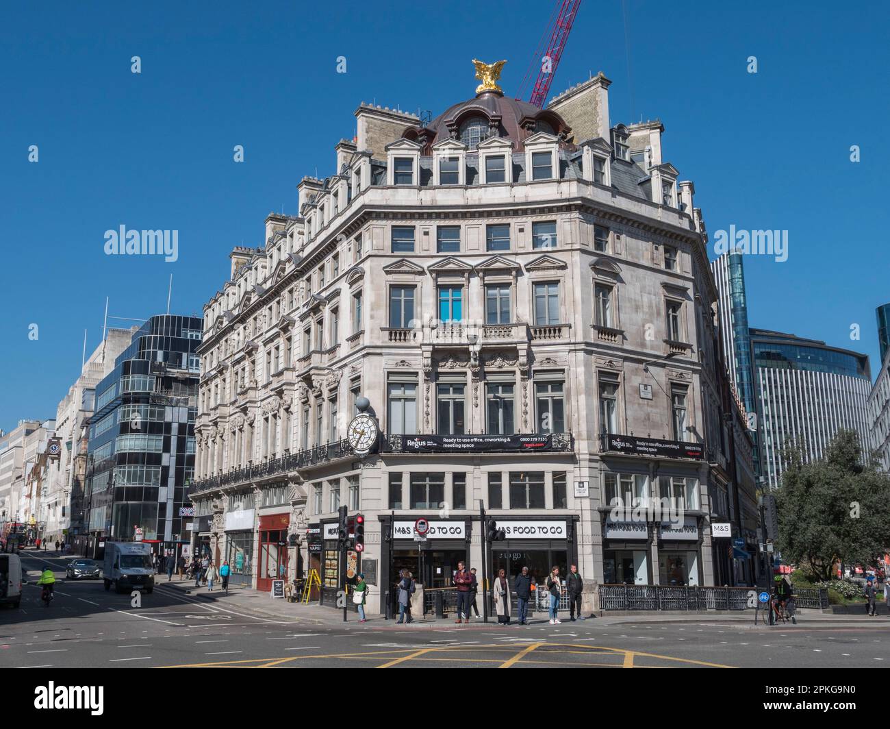 Ludgate House, sul raccordo tra Fleet Street e Blackfriars Road nel centro di Londra, Regno Unito. Foto Stock
