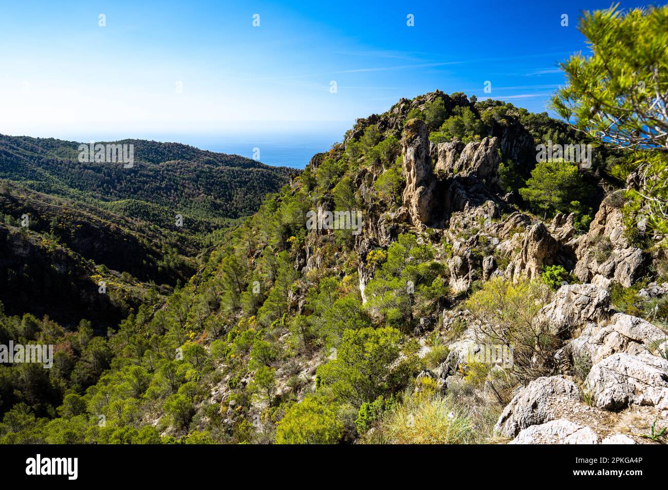 Bella destinazione di viaggio di una Spagna meridionale. Le montagne Sierras de Tejeda, Almijara e Alhama Foto Stock