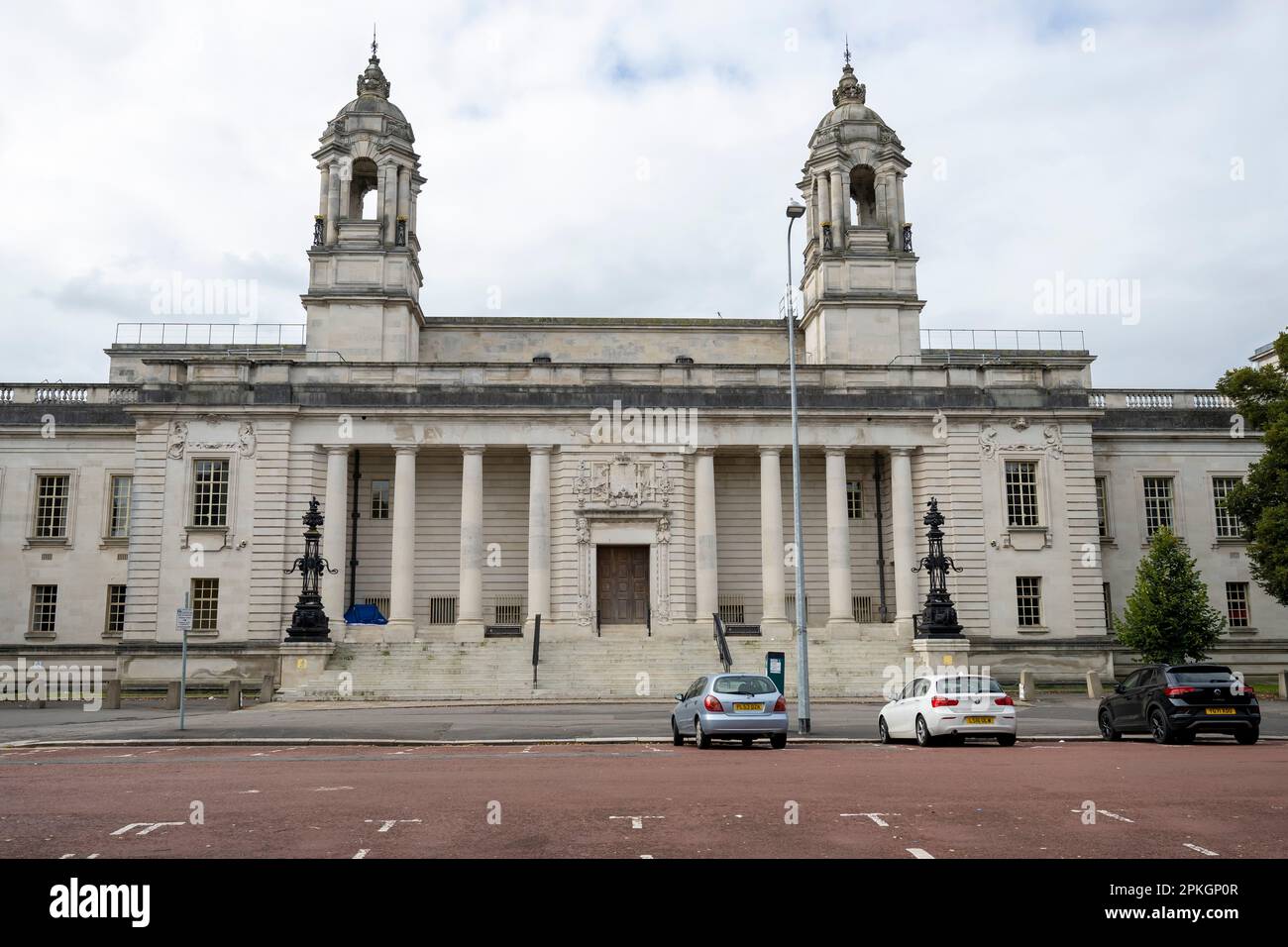 Una visione generale del Cardiff Crown Court a Cardiff, Galles, Regno Unito. Foto Stock