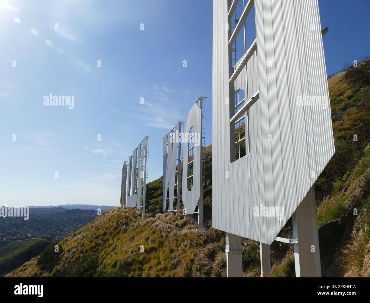 Los Angeles, Stati Uniti. 07th Mar, 2023. La scritta Hollywood Sign. Credit: Barbara Munker/dpa/Alamy Live News Foto Stock