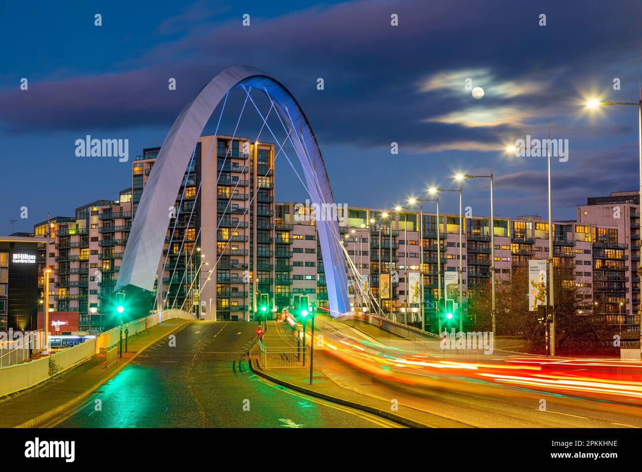 Clyde Arc (Squinty Bridge), Glasgow, Scozia, Regno Unito, Europa Foto Stock