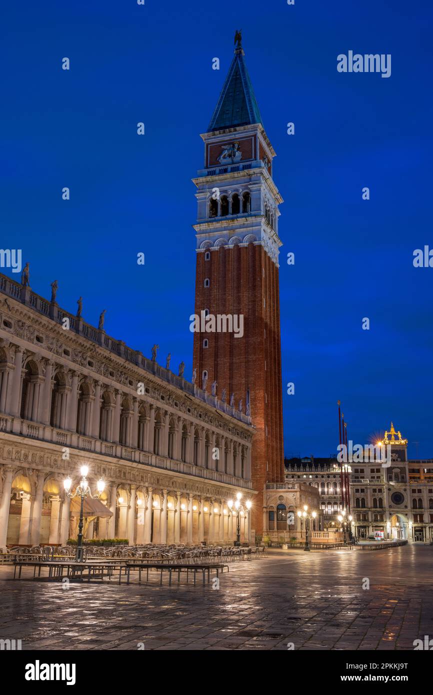 Campanile di notte, San Marco, Venezia, Patrimonio dell'Umanità dell'UNESCO, Veneto, Italia, Europa Foto Stock