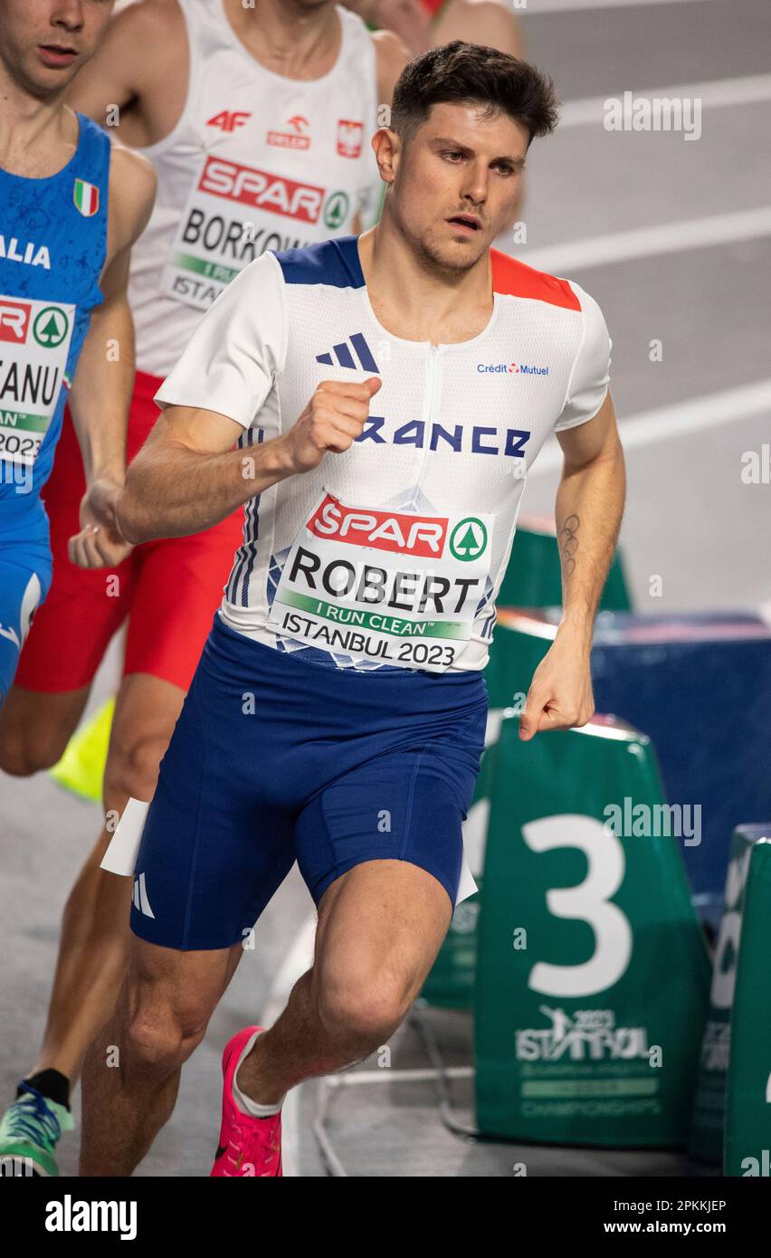 Benjamin Robert di Francia, che gareggia nella semifinale maschile 800m ai Campionati europei di atletica indoor della Ataköy Athletics Arena di Istanbul, Foto Stock