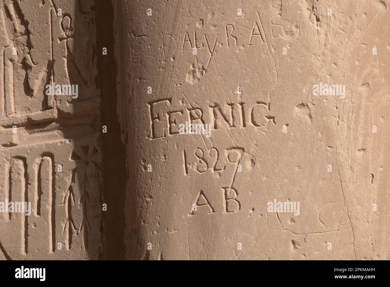 Il Ramesseum, Tempio mortuario di Ramesse II sulla riva occidentale del Nilo a Luxor, Egitto Foto Stock