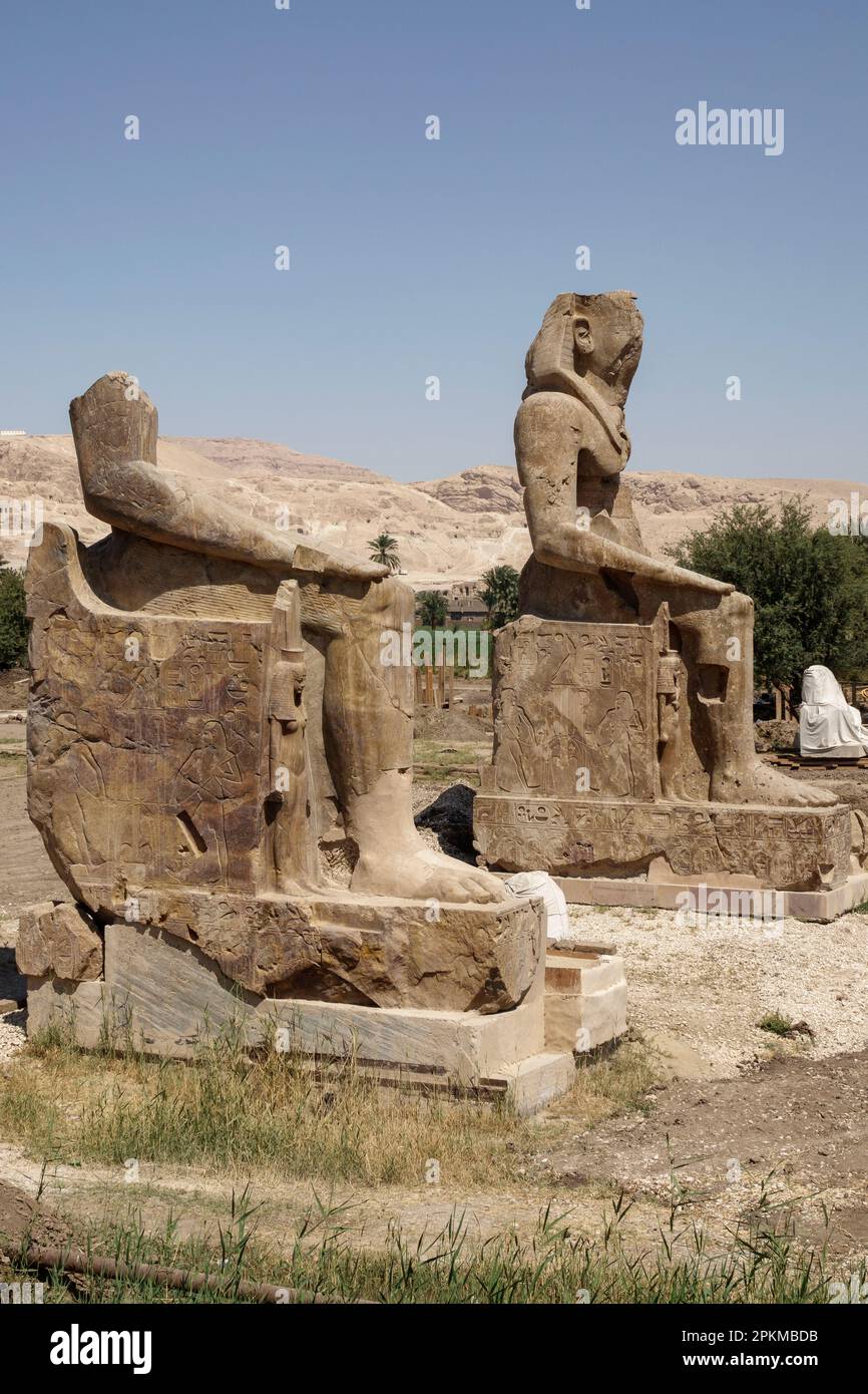 Il Tempio Memoriale di Amenhotep III, Cisgiordania, Luxor Egitto Foto Stock