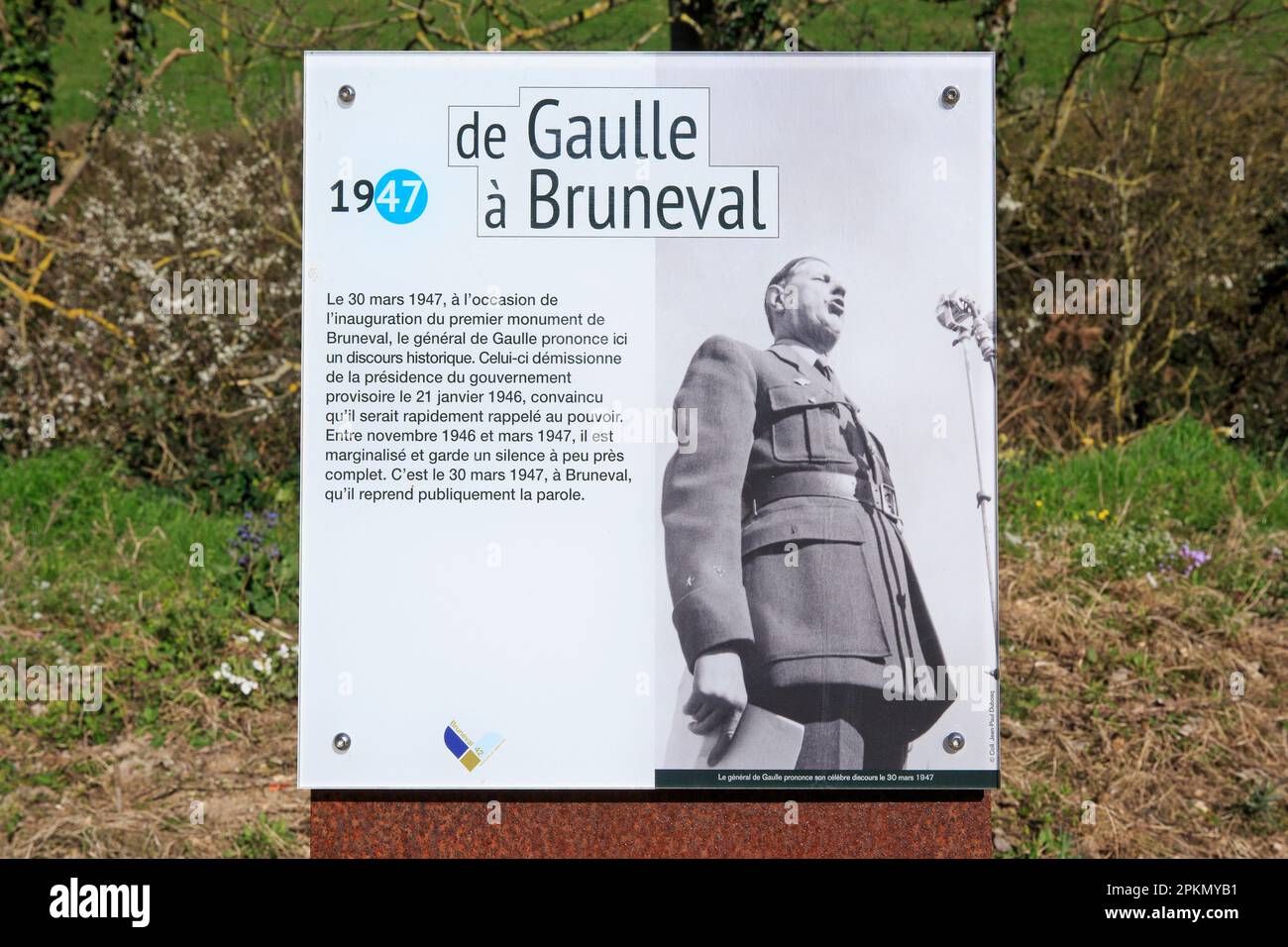Luogo esatto in cui il generale Charles de Gaulle (1890-1970) ha tenuto un discorso per i veterani di guerra il 30 marzo 1947 a Bruneval (Seine-Maritime), Francia Foto Stock
