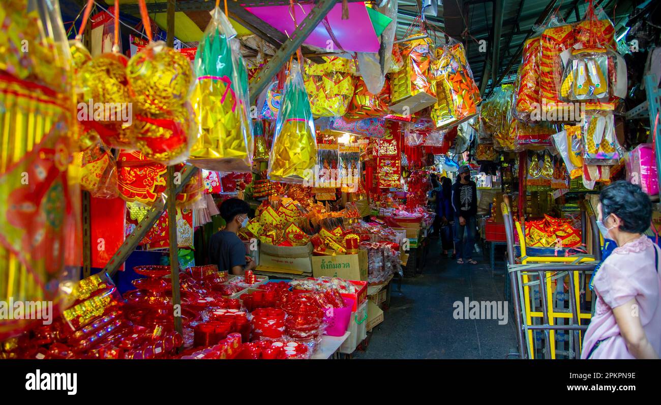 20 marzo 2023 Bangkok Thailandia - il mercato alimentare di China Town è un vivace centro di sapori e aromi vibranti. Con una varietà di Street food st Foto Stock