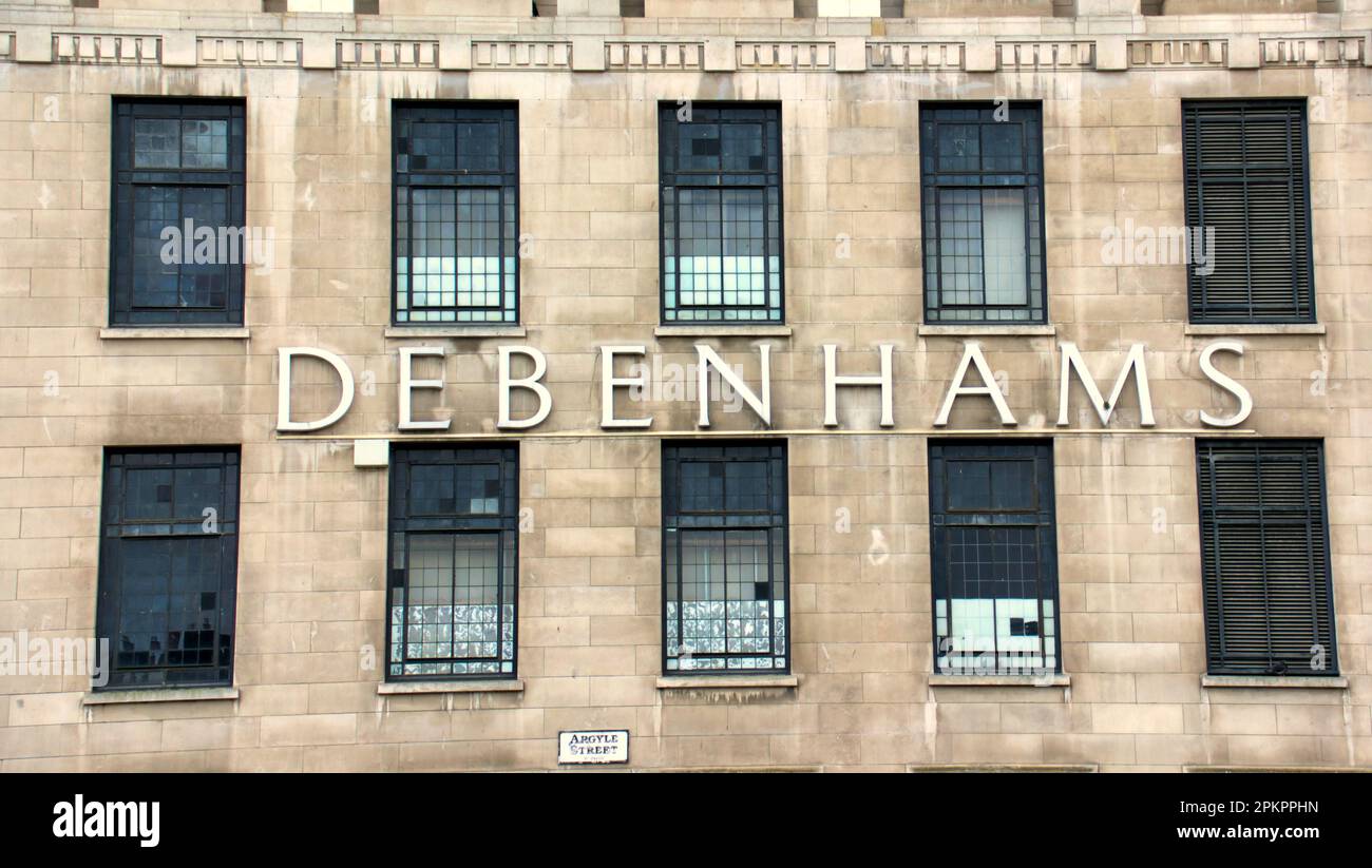 cartello debenhams sull'edificio di argyle street Foto Stock