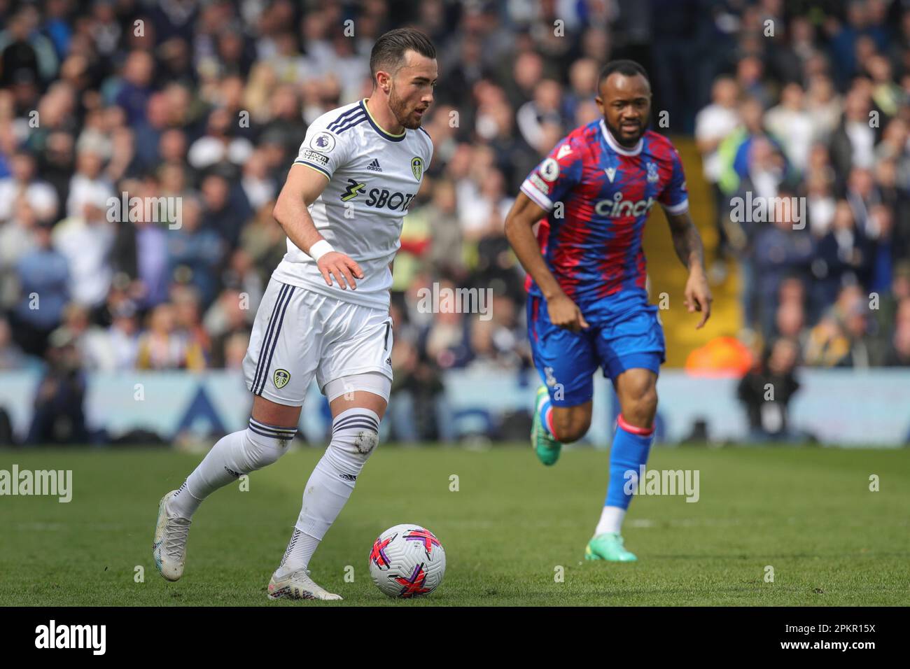 Jack Harrison #11 di Leeds United va avanti con la palla durante la partita della Premier League Leeds United vs Crystal Palace a Elland Road, Leeds, Regno Unito, 9th aprile 2023 (Foto di James Heaton/News Images) a Leeds, Regno Unito il 4/9/2023. (Foto di James Heaton/News Images/Sipa USA) Foto Stock