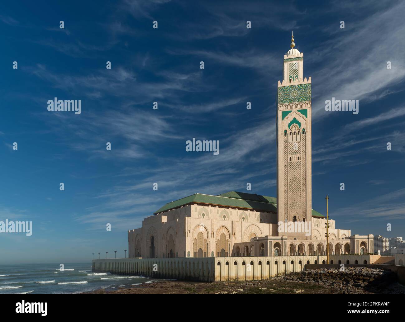 Vista della famosa Moschea di Casablanca, Marocco Foto Stock
