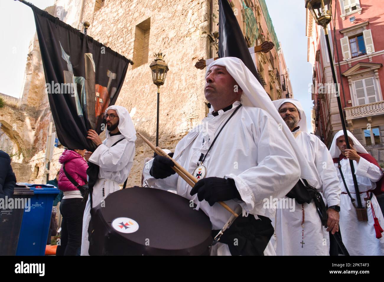 Processione pasquale nel centro storico di Cagliari Foto Stock
