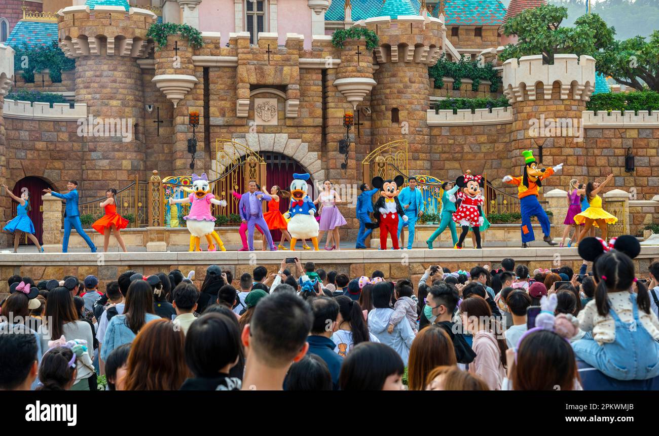 Disneyland Hong Kong riapre come la pandemia di Covid 19 si allenta nel 2023, Hong Kong, Cina. Foto Stock