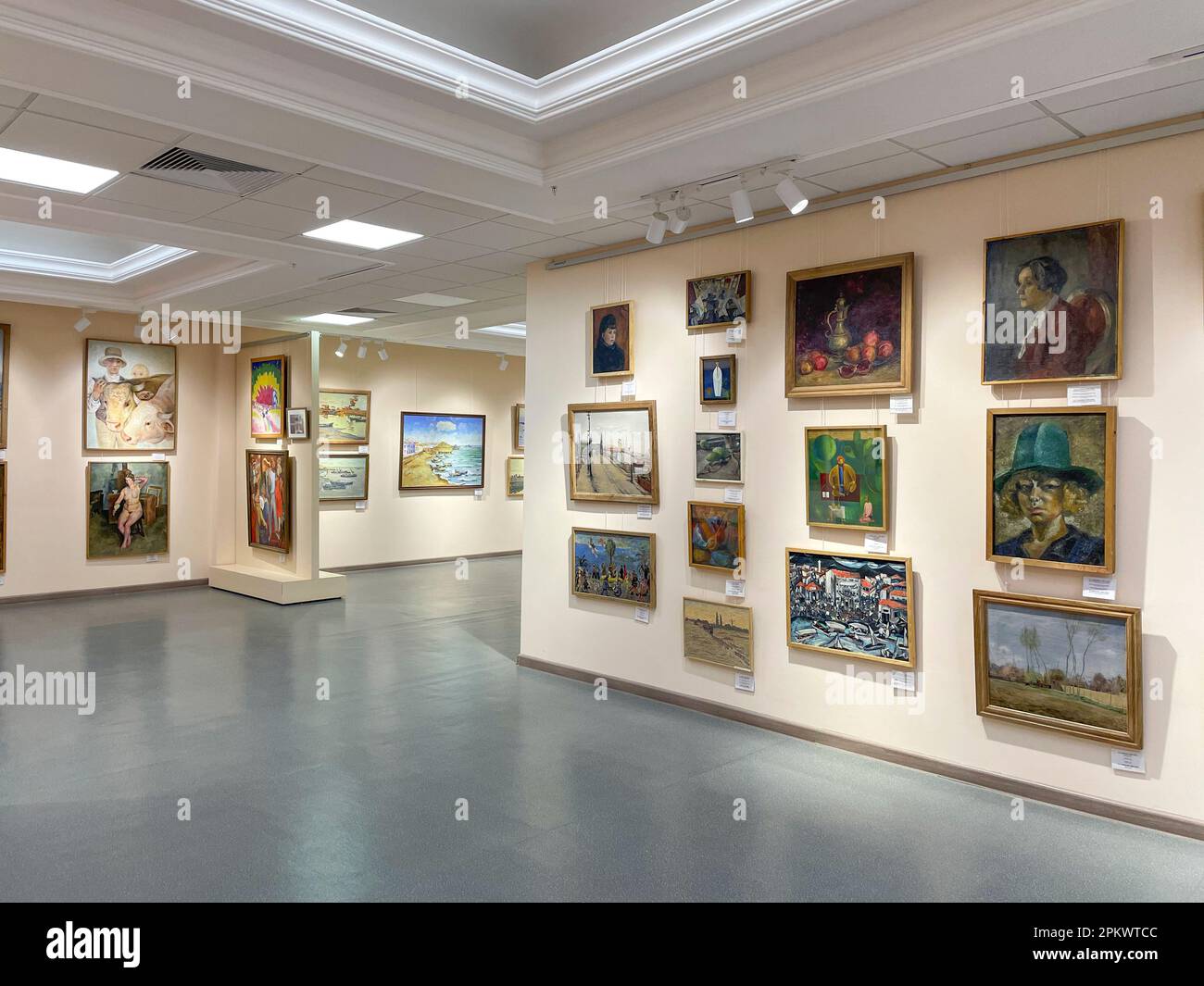 Mostra, esposizione, cucina, vista della camera del famoso avanguardista, vietato colleciton d'arte. Presso il Museo Statale delle Arti della Repubblica di Karak Foto Stock