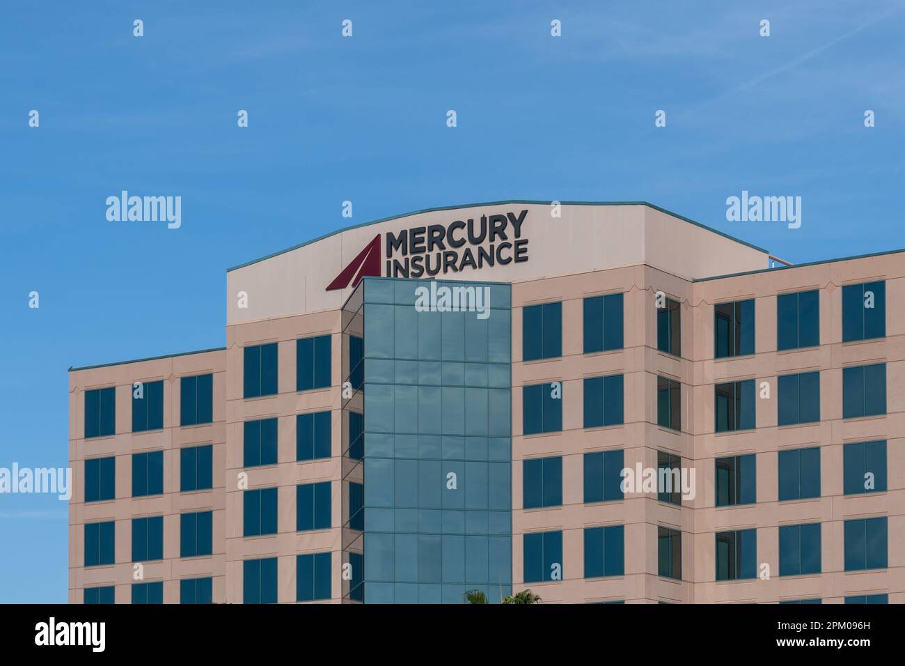 L'edificio degli uffici della Mercury Insurance si trova a Tampa, Florida, Stati Uniti. Foto Stock