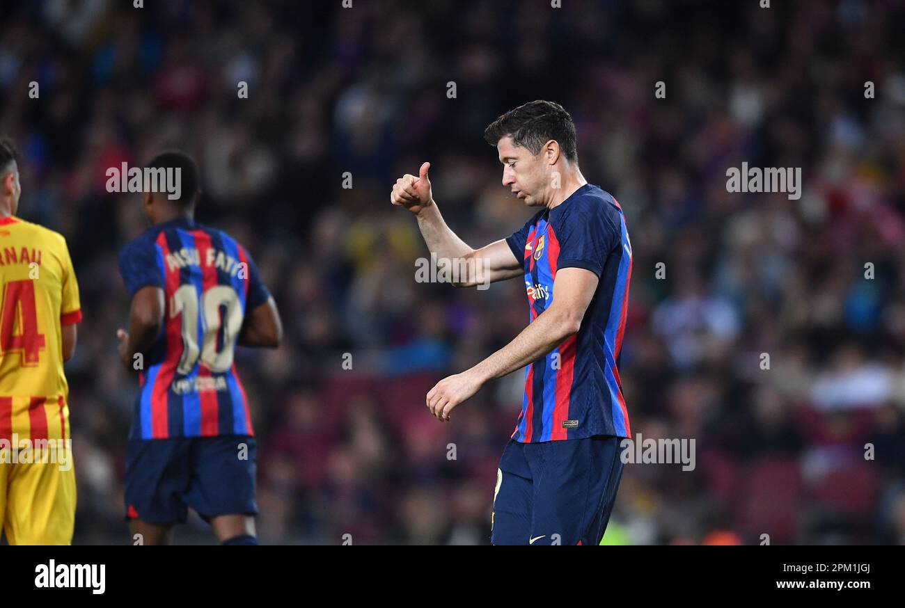 Barcellona, ESP. 10th Apr, 2023. FC BARCELONA vs GIRONA FC 10 aprile 2023 Robert Lewandowski (9) del FC Barcelona durante la partita tra FC Barcelona e Girona FC corrispondente al ventotto giorno della Liga Santander al Camp Nou di Spotify a Barcellona, Spagna. Credit: Rosdemora/Alamy Live News Foto Stock